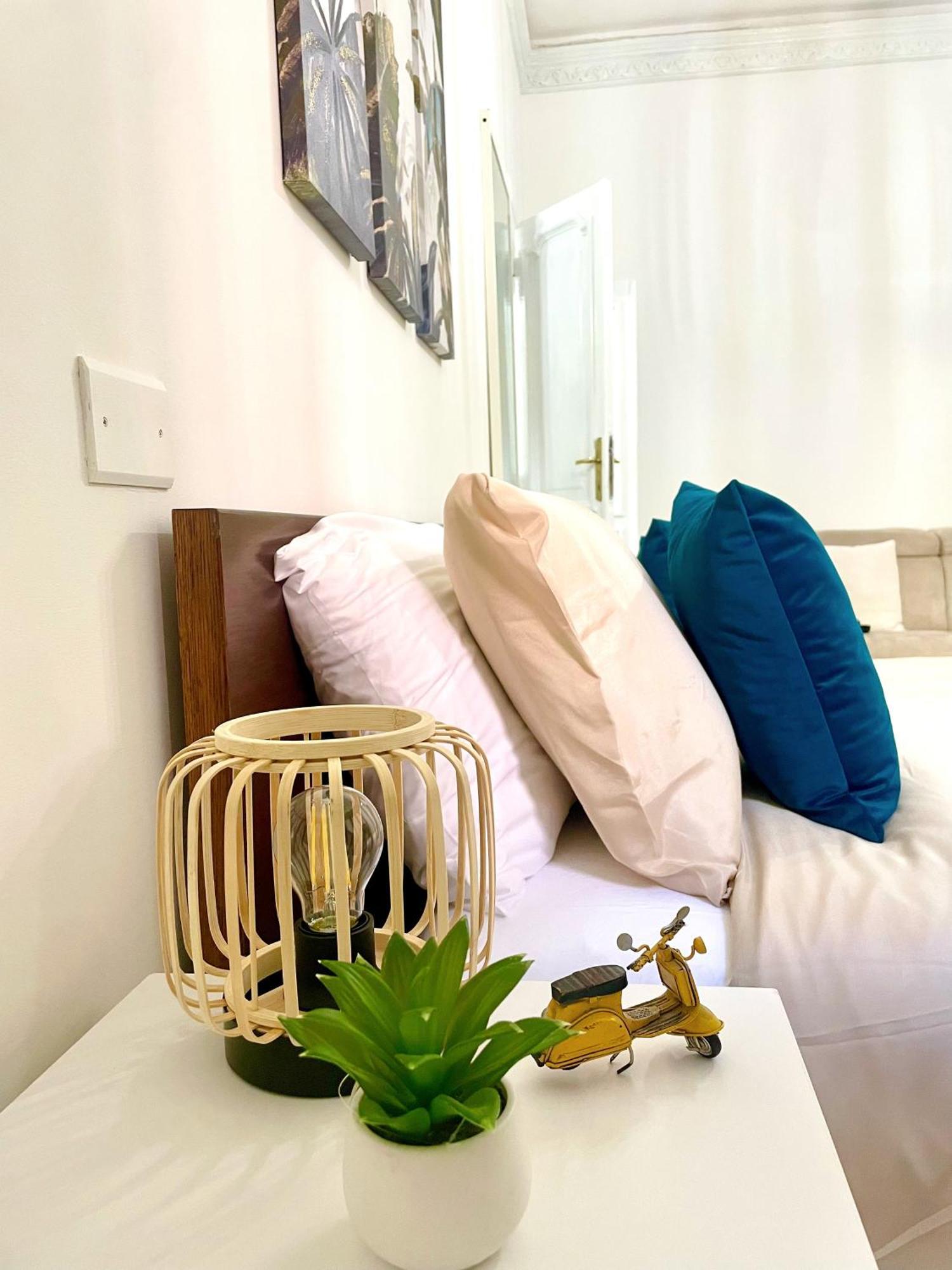 Cozy Hideaway In Trastevere Apartment *